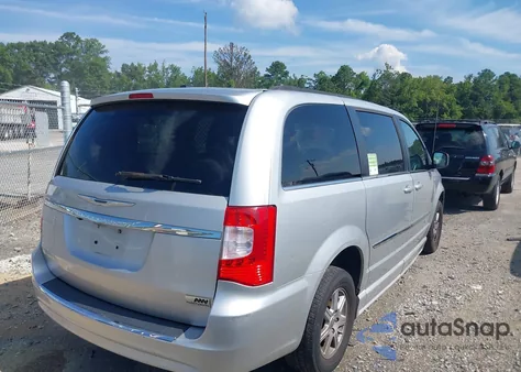 2011 Chrysler Town & Country Touring from USA, damaged, VIN 2A4RR5DG1BR614835
